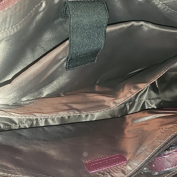 LOVEVOOK Deep Plum Vegan Leather Laptop Tote Bag NWOT 17.3" Work Purse - Picture 6 of 8